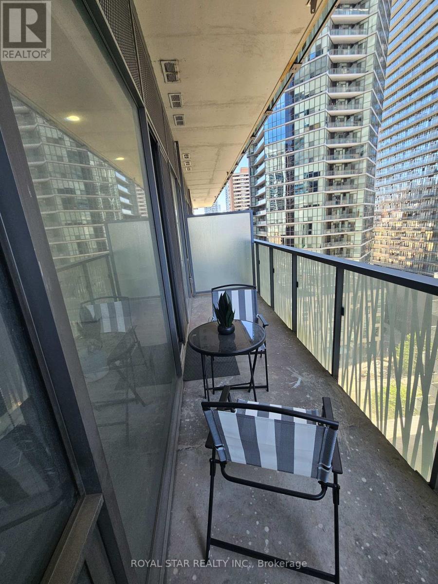 1107 - 50 Charles Street, Toronto, Ontario  M4Y 0C3 - Photo 10 - C13493222