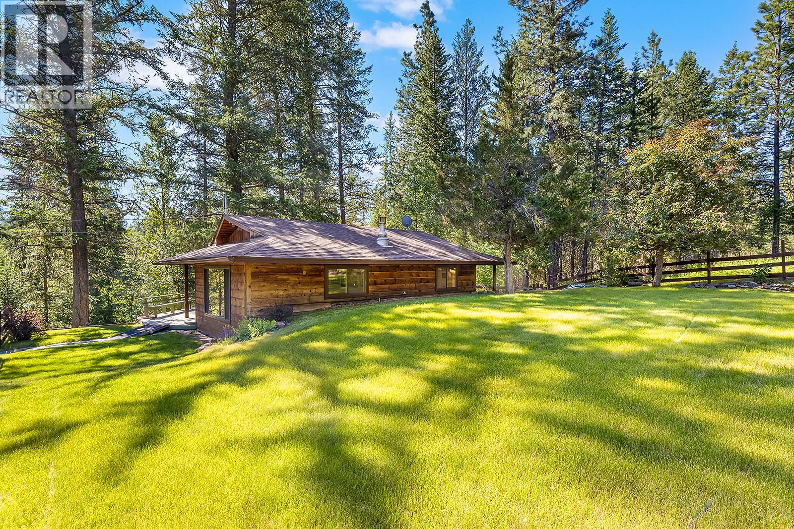 6397 Forsyth Road, Ta Ta Creek, British Columbia V0B 2H0 - Photo 4 - 10392455