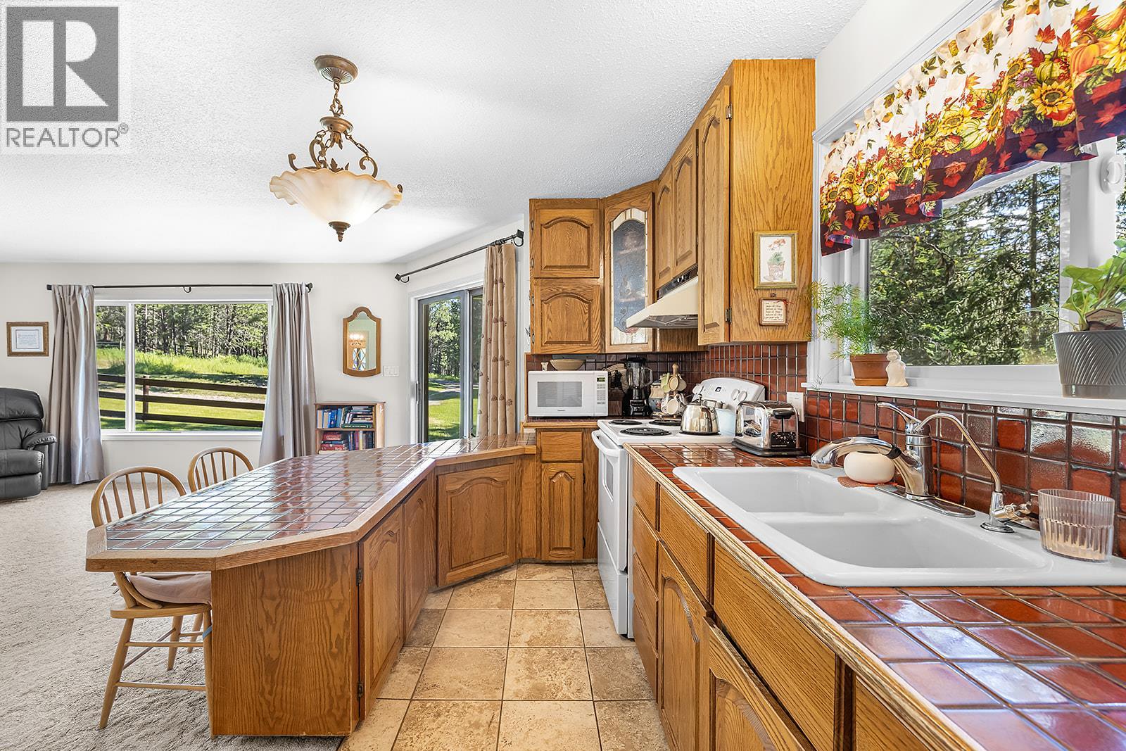 6397 Forsyth Road, Ta Ta Creek, British Columbia V0B 2H0 - Photo 20 - 10392455