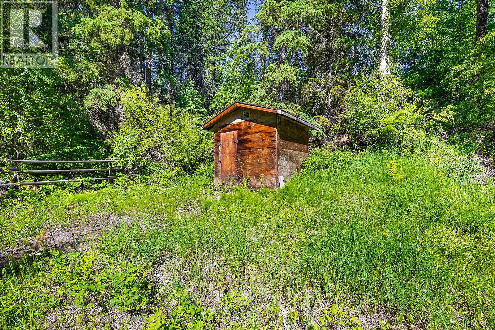 6397 Forsyth Road, Ta Ta Creek, British Columbia V0B 2H0 - Photo 15 - 10392455