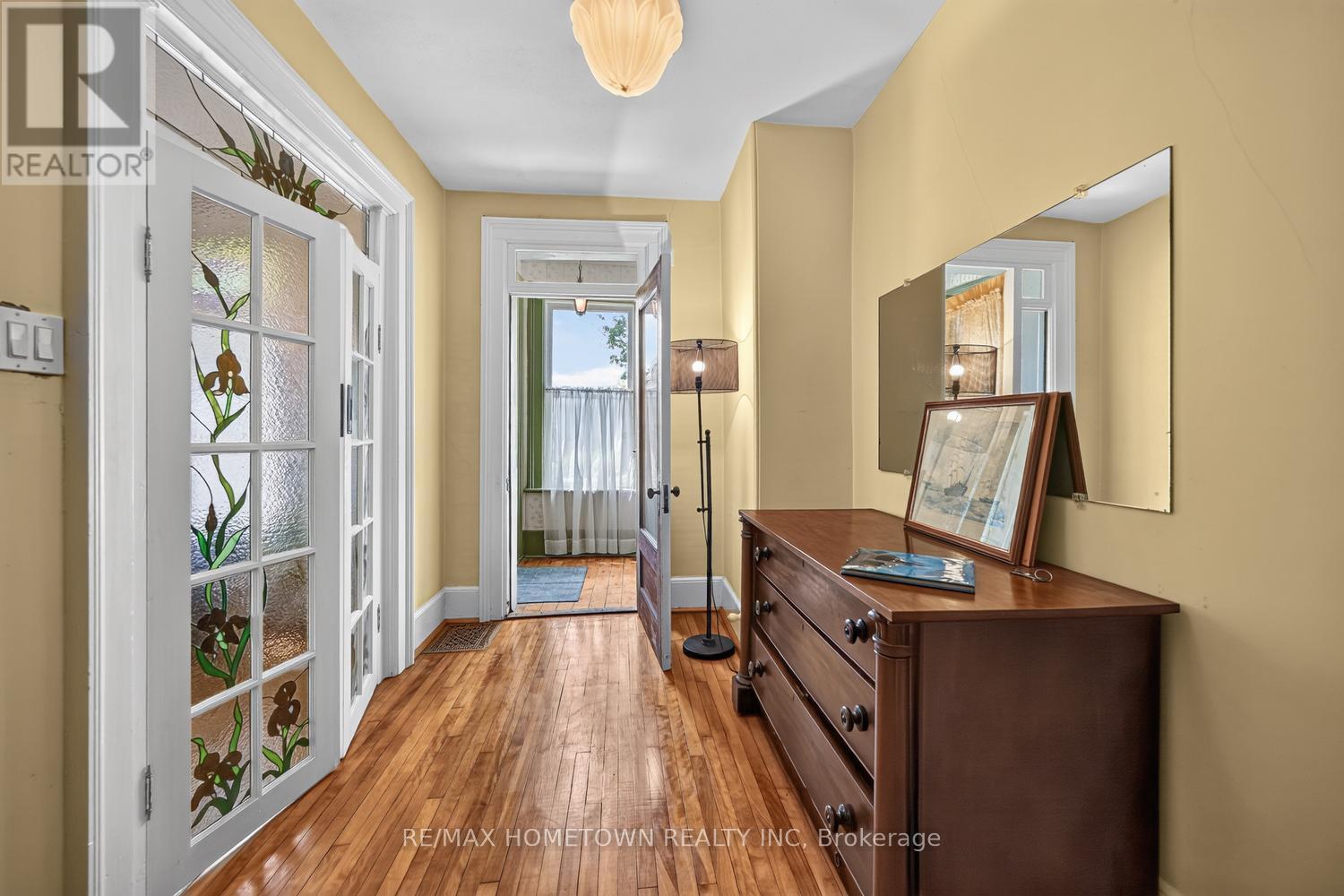 33 Park Street, Brockville, Ontario  K6V 2G3 - Photo 10 - X13494182