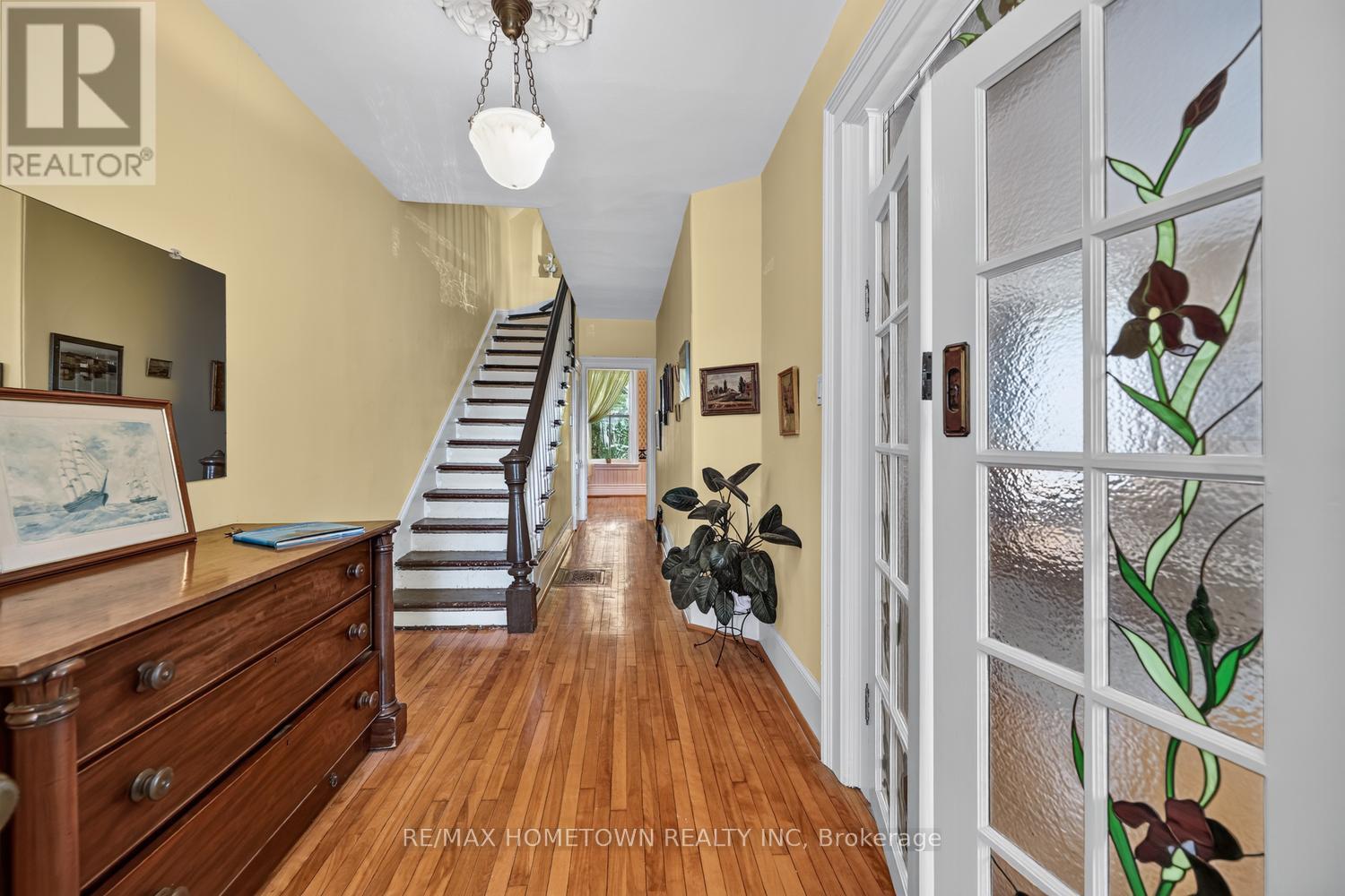 33 Park Street, Brockville, Ontario  K6V 2G3 - Photo 12 - X13494182