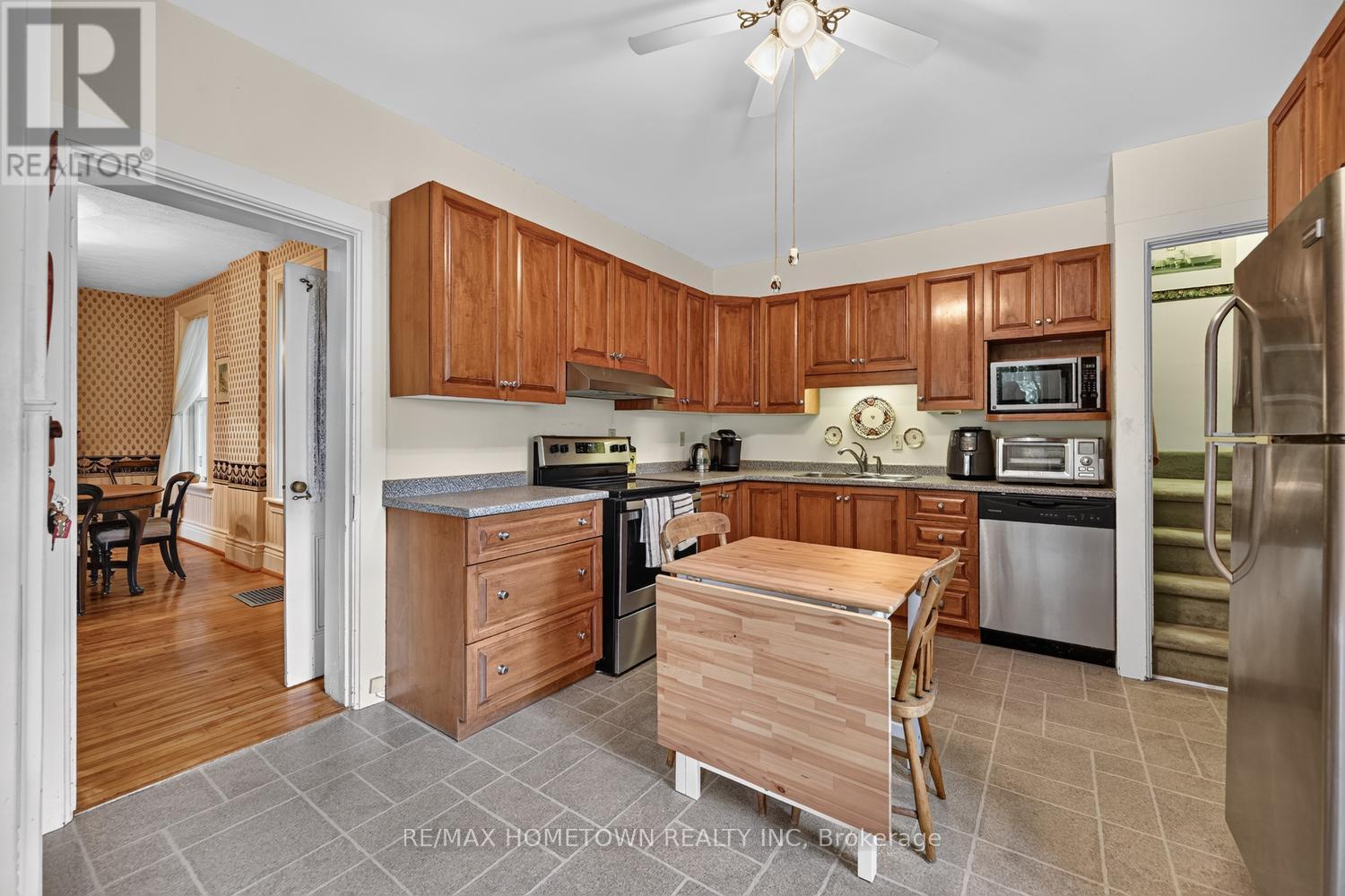 33 Park Street, Brockville, Ontario  K6V 2G3 - Photo 18 - X13494182