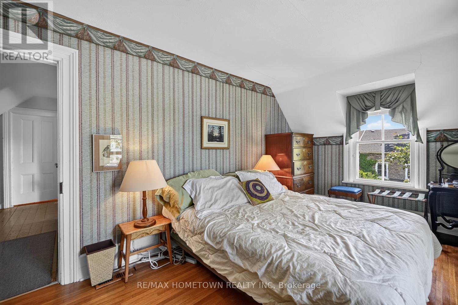 33 Park Street, Brockville, Ontario  K6V 2G3 - Photo 30 - X13494182