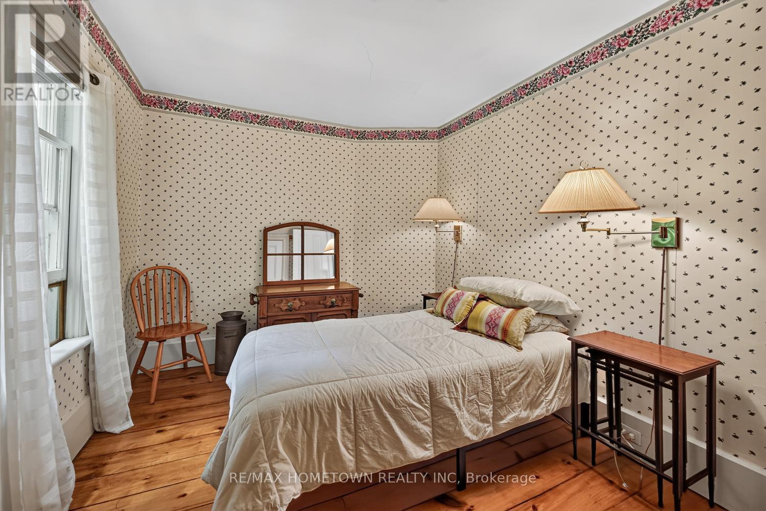 33 Park Street, Brockville, Ontario  K6V 2G3 - Photo 32 - X13494182