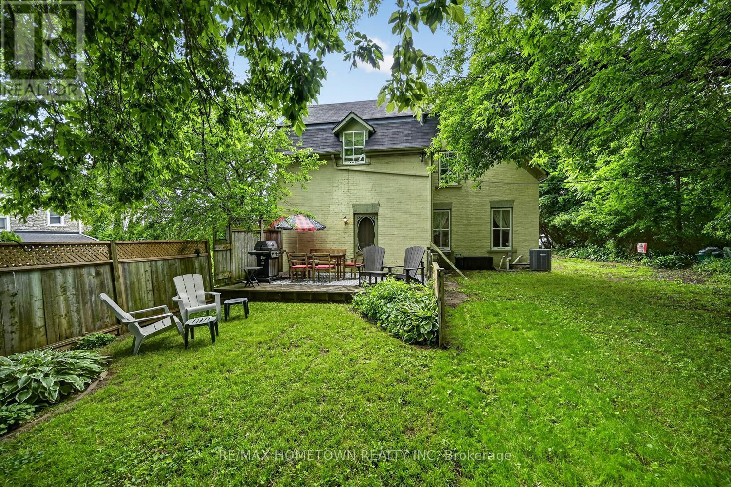 33 Park Street, Brockville, Ontario  K6V 2G3 - Photo 39 - X13494182
