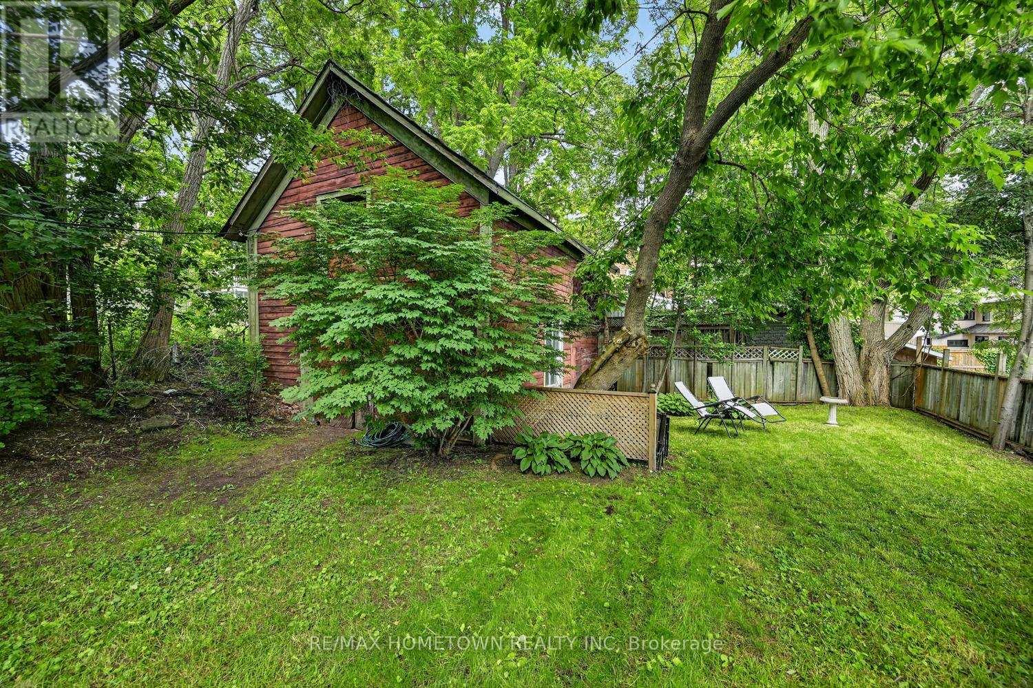 33 Park Street, Brockville, Ontario  K6V 2G3 - Photo 44 - X13494182