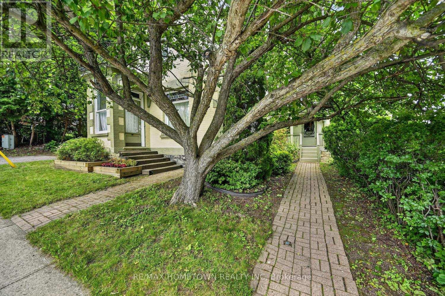 33 Park Street, Brockville, Ontario  K6V 2G3 - Photo 6 - X13494182