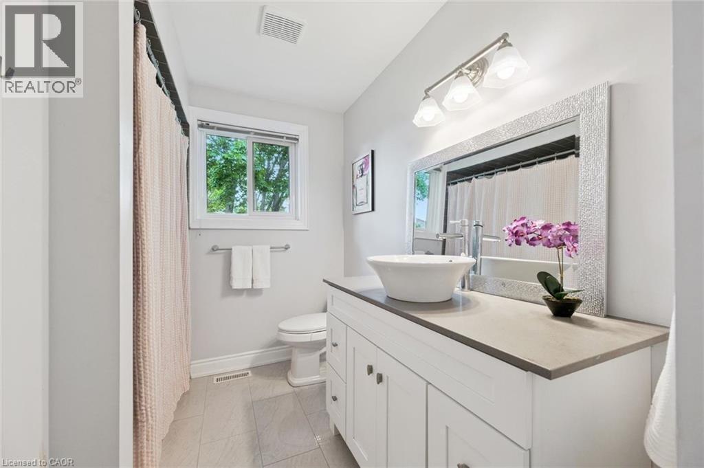 3092 Shannon Crescent, Oakville, Ontario  L6L 6B4 - Photo 29 - 40841509