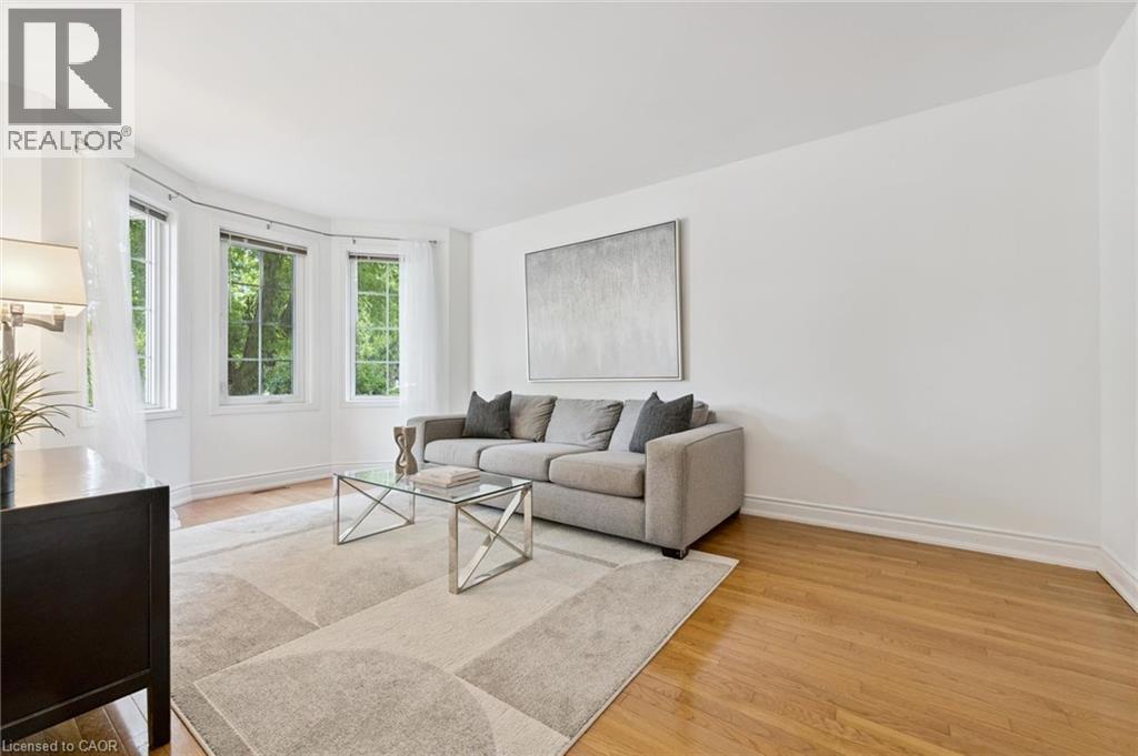 3092 Shannon Crescent, Oakville, Ontario  L6L 6B4 - Photo 4 - 40841509
