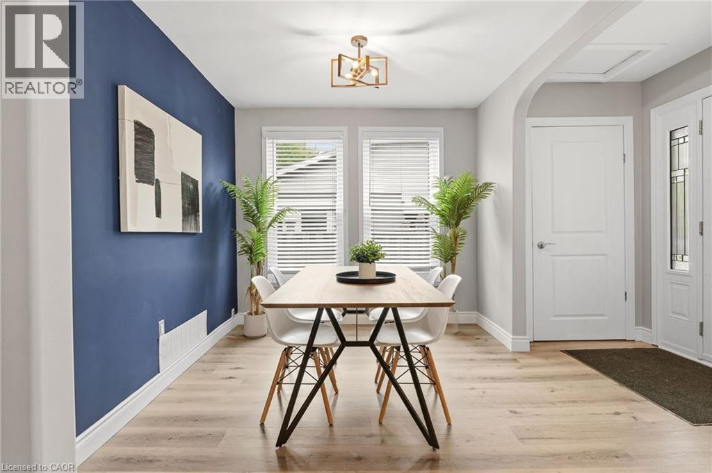 2353 Middlesmoor Crescent, Burlington, Ontario  L7P 3X4 - Photo 22 - 40841462