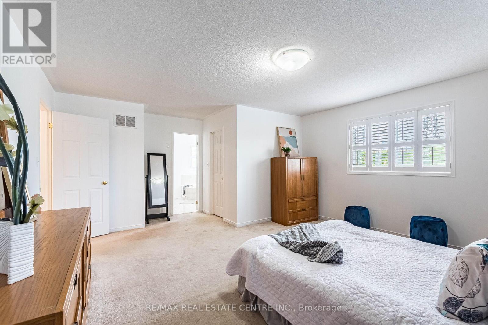 4322 Goldenrod Crescent, Mississauga, Ontario  L5V 3C3 - Photo 15 - W13491024