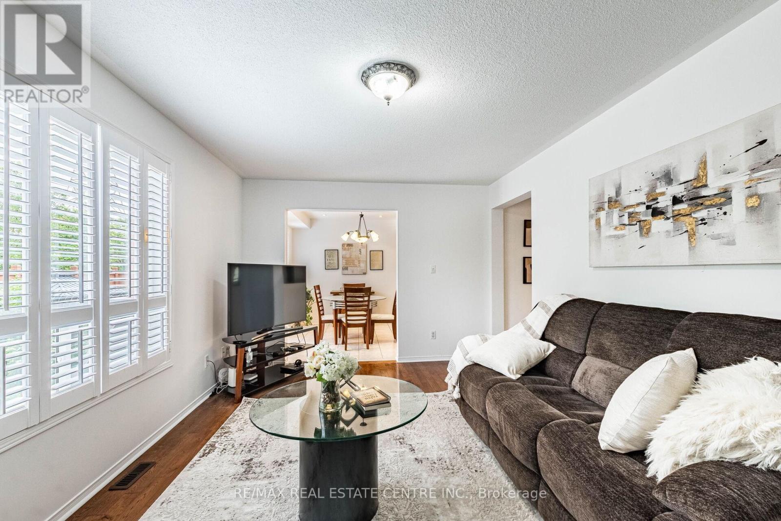 4322 Goldenrod Crescent, Mississauga, Ontario  L5V 3C3 - Photo 8 - W13491024