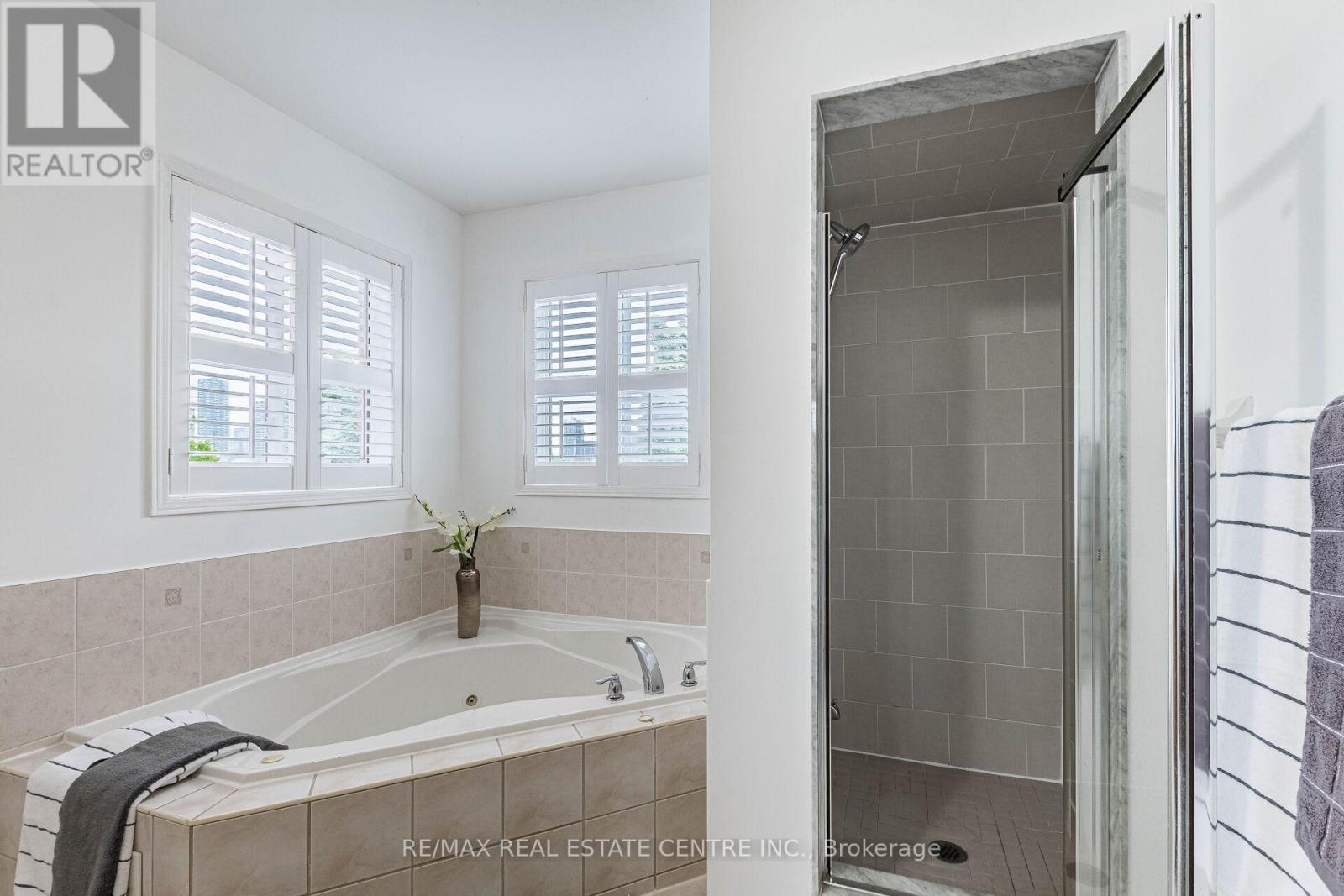 4322 Goldenrod Crescent, Mississauga, Ontario  L5V 3C3 - Photo 16 - W13491024