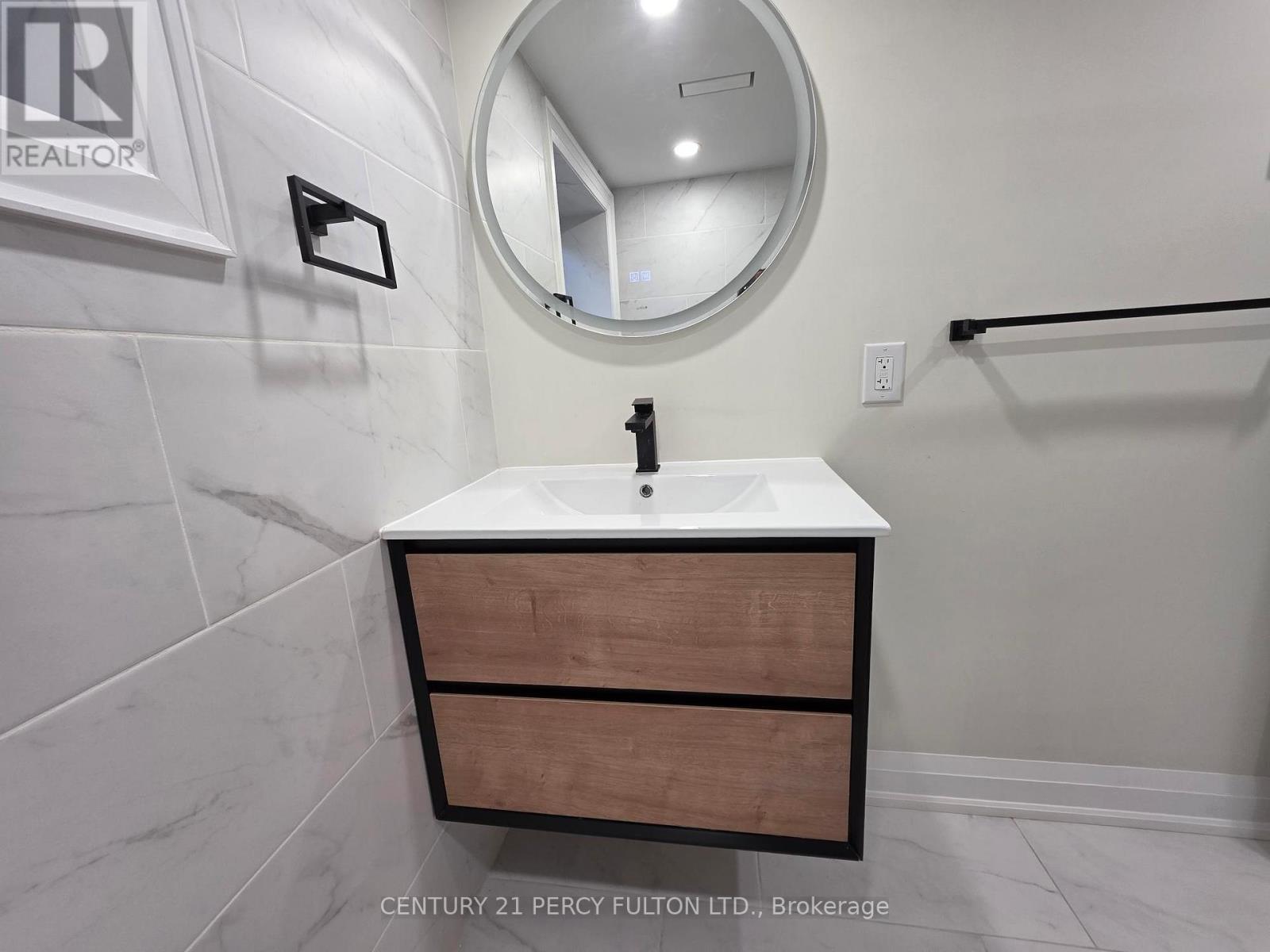 15 Ottawa Street S, Hamilton, Ontario  L8K 2C9 - Photo 5 - X13417012