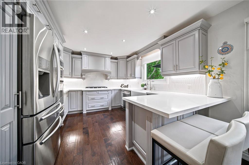 1393 Peerless Court, Oakville, Ontario  L6H 3A4 - Photo 12 - 40838786