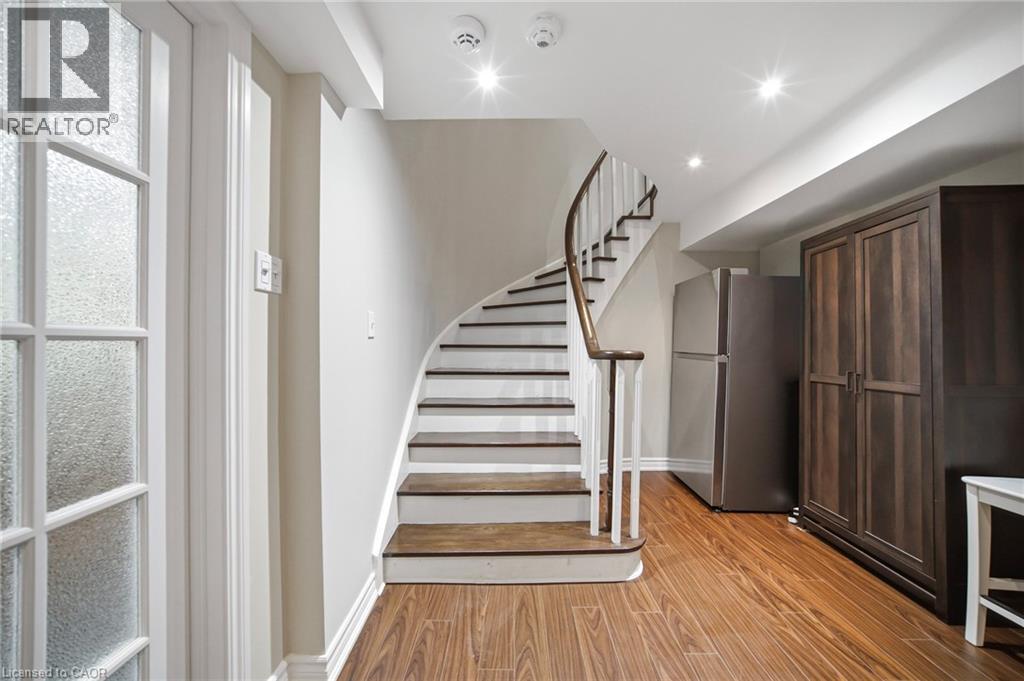 1393 Peerless Court, Oakville, Ontario  L6H 3A4 - Photo 29 - 40838786