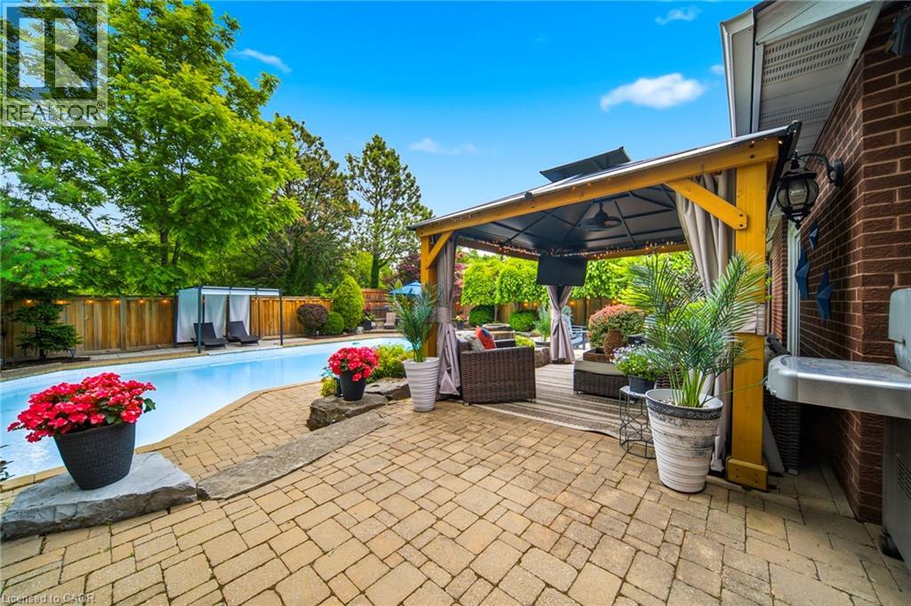 1393 Peerless Court, Oakville, Ontario  L6H 3A4 - Photo 39 - 40838786