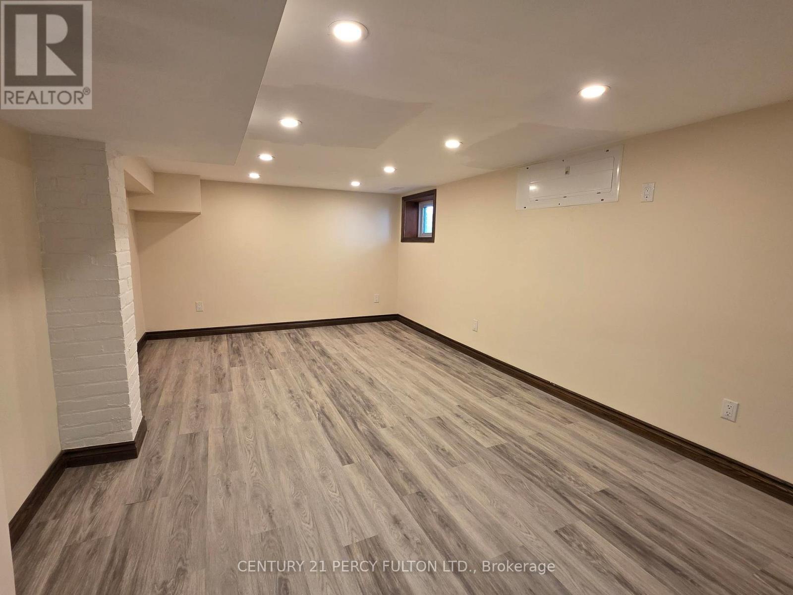 15 Ottawa Street S, Hamilton, Ontario  L8K 2C9 - Photo 2 - X13417012