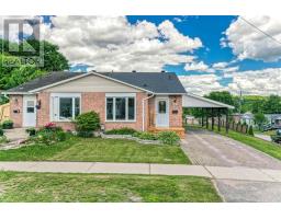 25 Laprairie CRES, Elliot Lake, Ontario