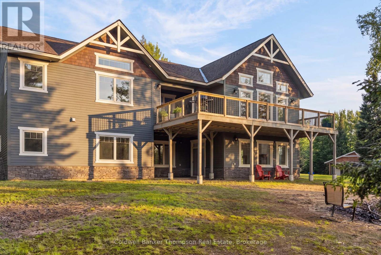 $1,495,000376 Pinegrove Road, Perry, Ontario