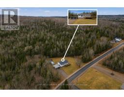 301 HYBLA ROAD, Hastings Highlands, Ontario