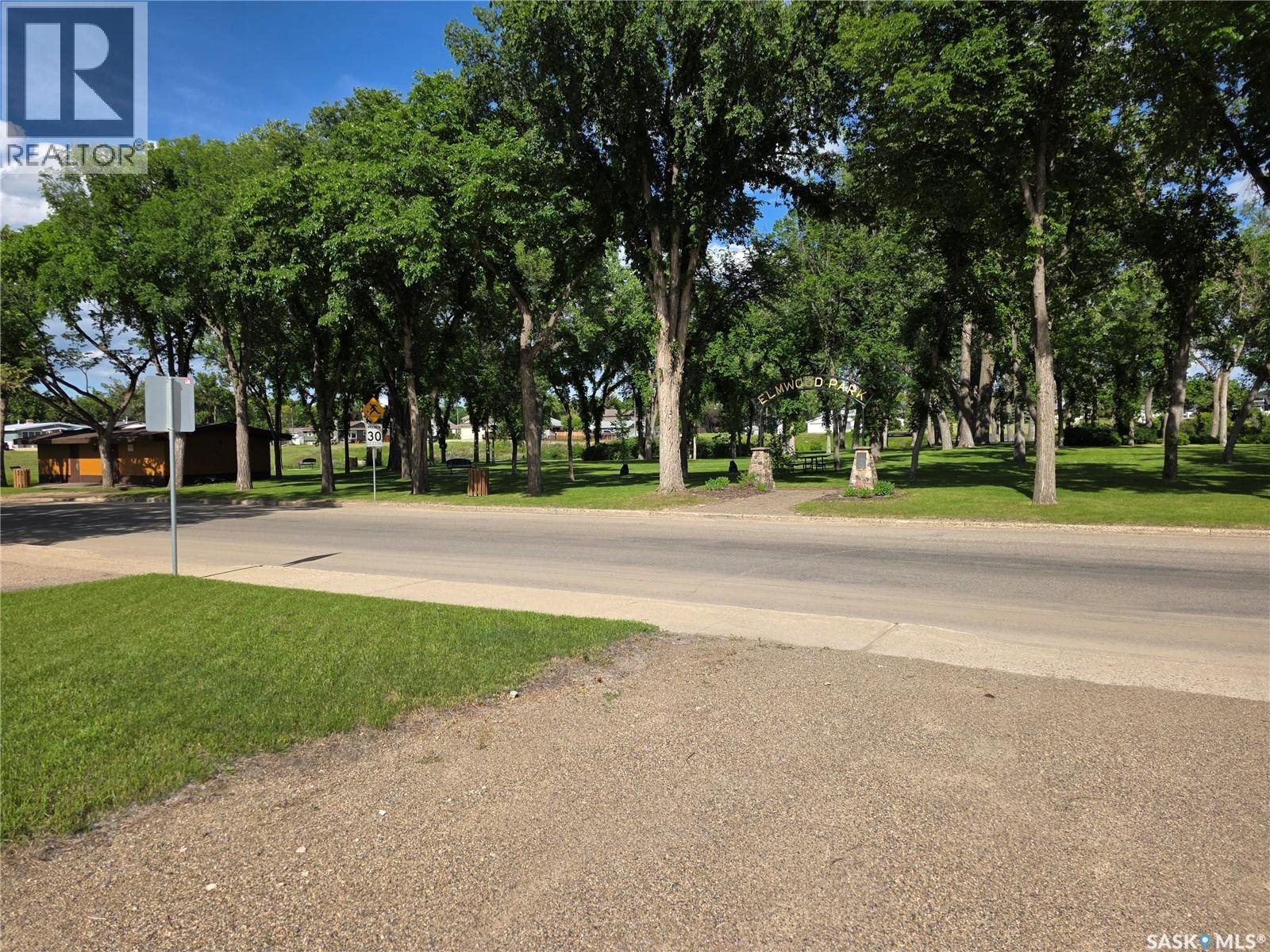 226 9th Avenue Ne, Swift Current, Saskatchewan  S9H 2S1 - Photo 31 - SK040789
