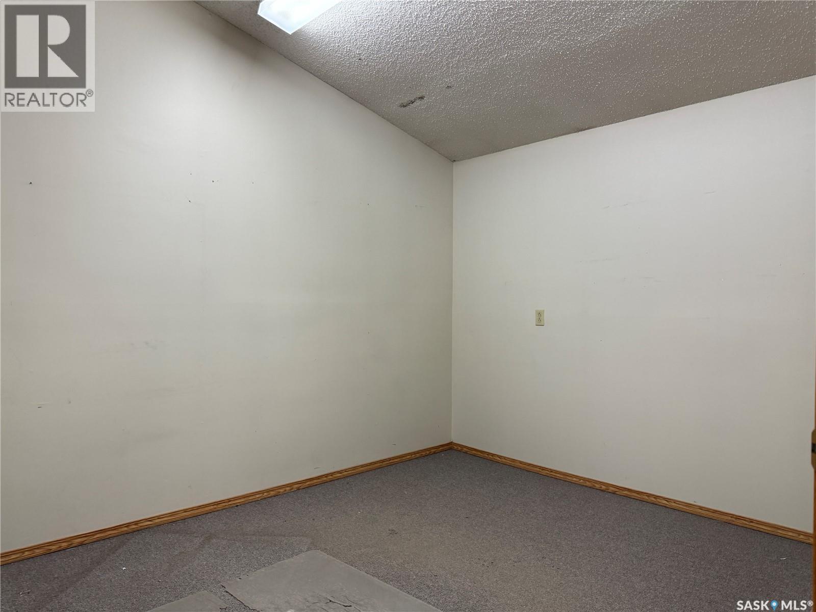 326 1st Avenue E, Melville, Saskatchewan  S0A 2P0 - Photo 18 - SK040759