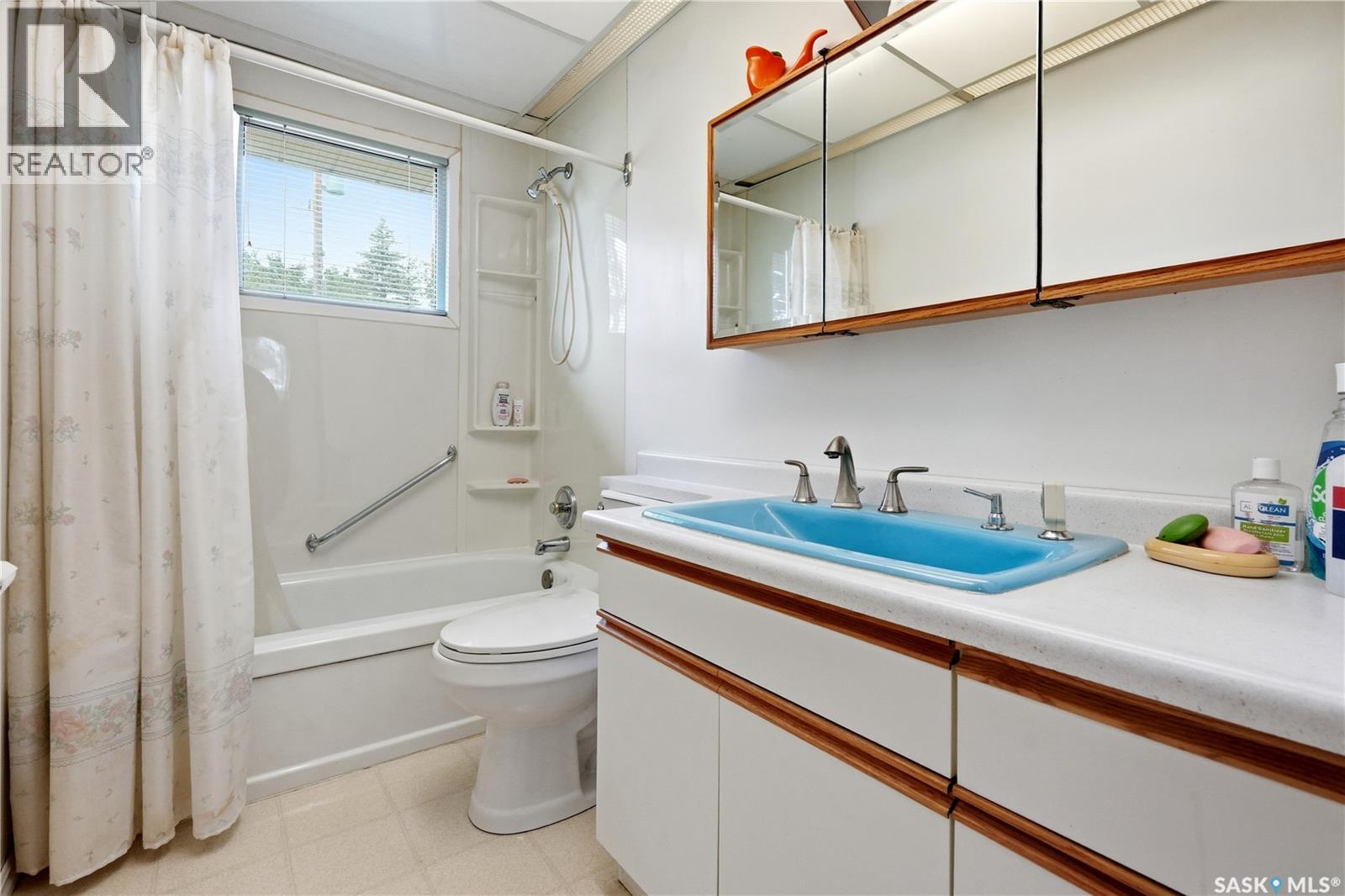32 Mathieu Crescent, Regina, Saskatchewan  S4R 3J2 - Photo 13 - SK040728