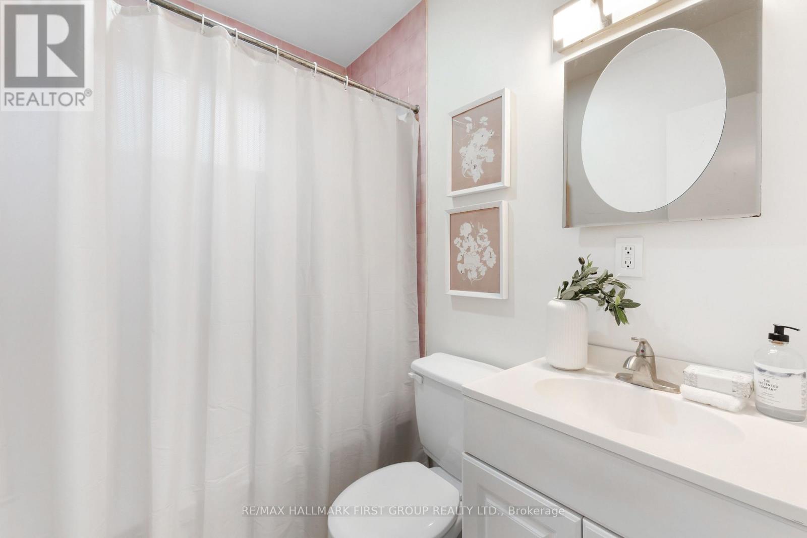 945 Donovan Crescent, Whitby, Ontario  L1N 3G4 - Photo 23 - E13493936