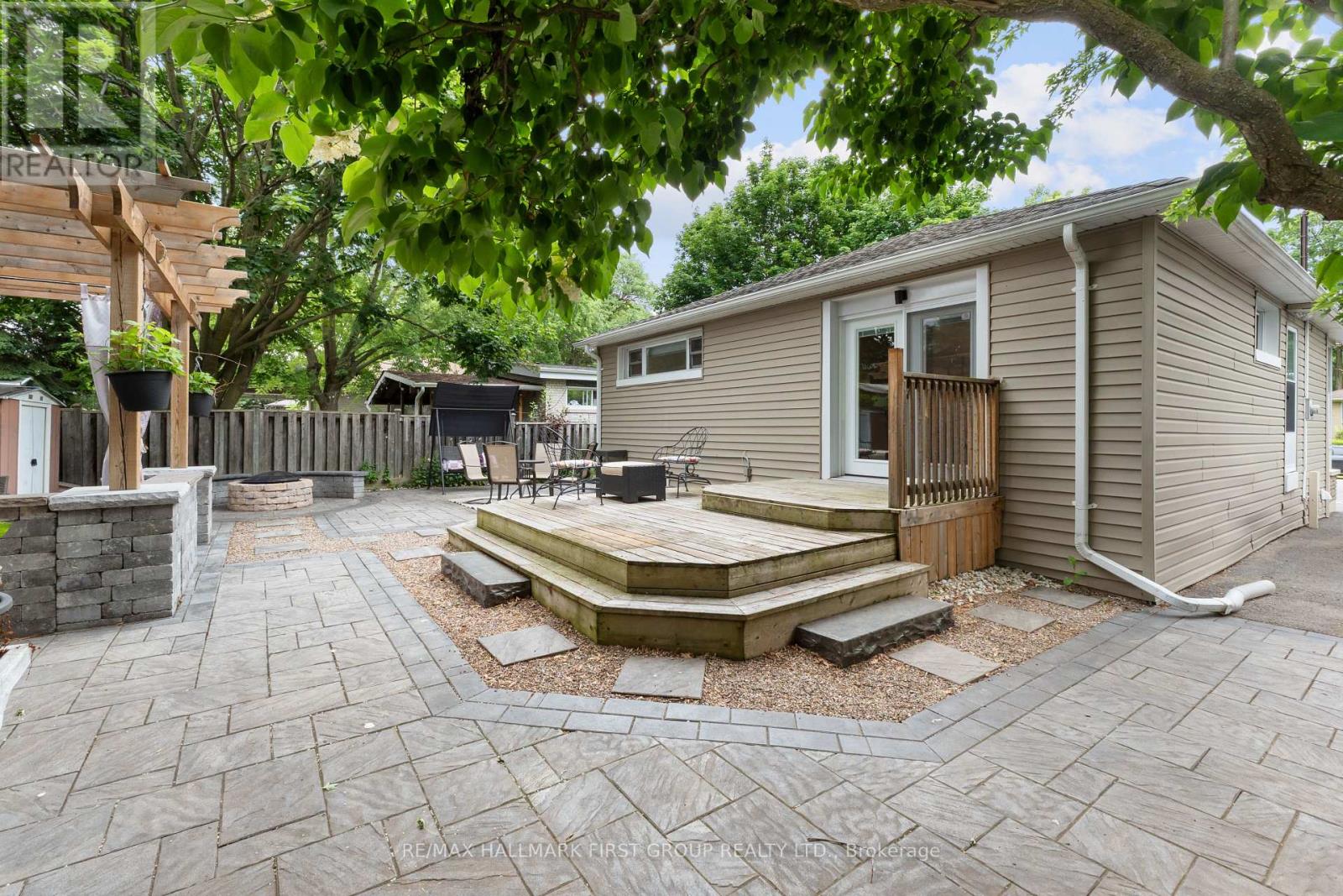 945 Donovan Crescent, Whitby, Ontario  L1N 3G4 - Photo 32 - E13493936