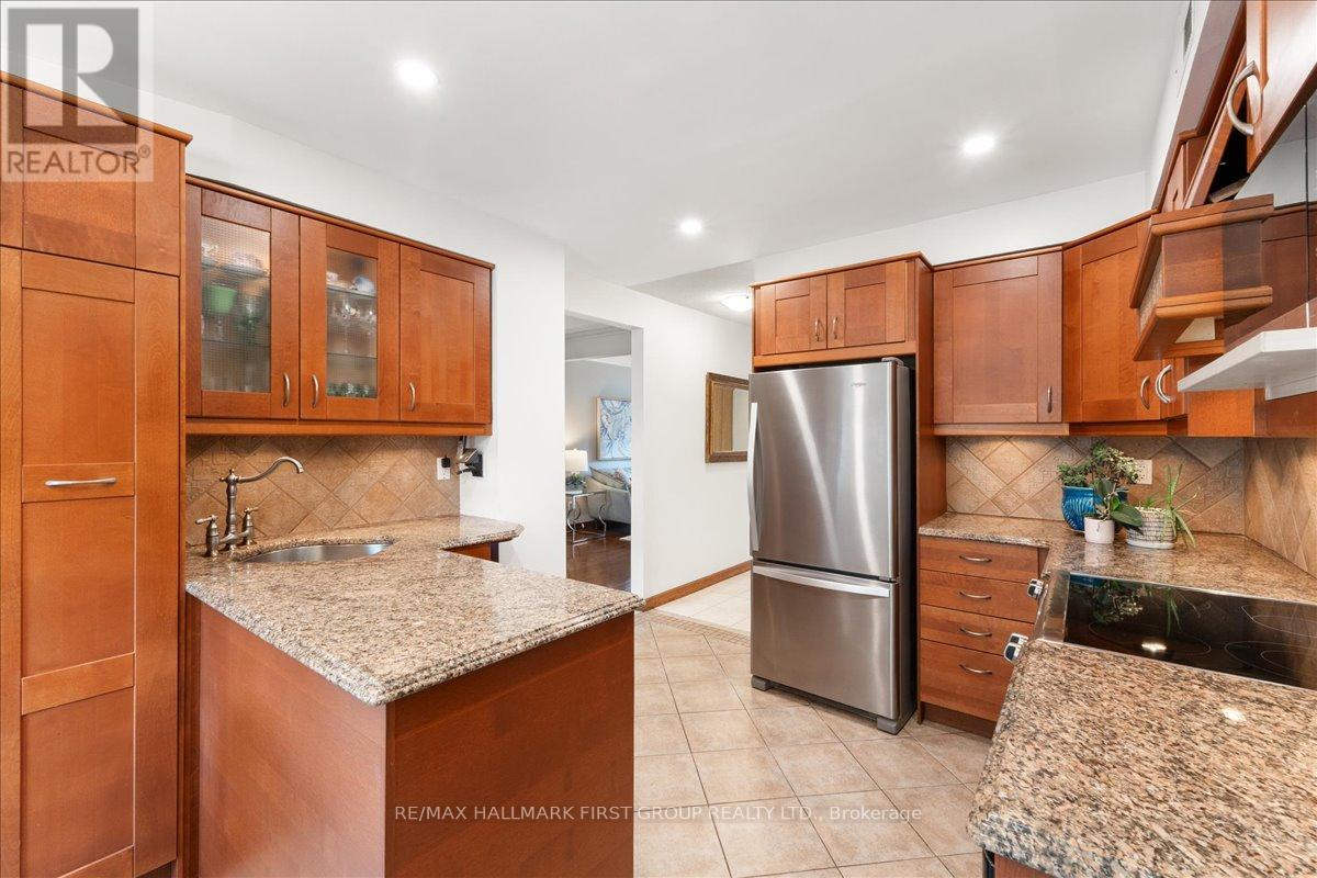 1276 Maple Ridge Drive, Pickering, Ontario  L1X 1H5 - Photo 10 - E13494126