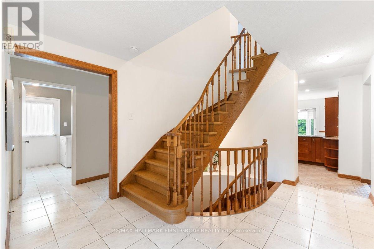 1276 Maple Ridge Drive, Pickering, Ontario  L1X 1H5 - Photo 15 - E13494126
