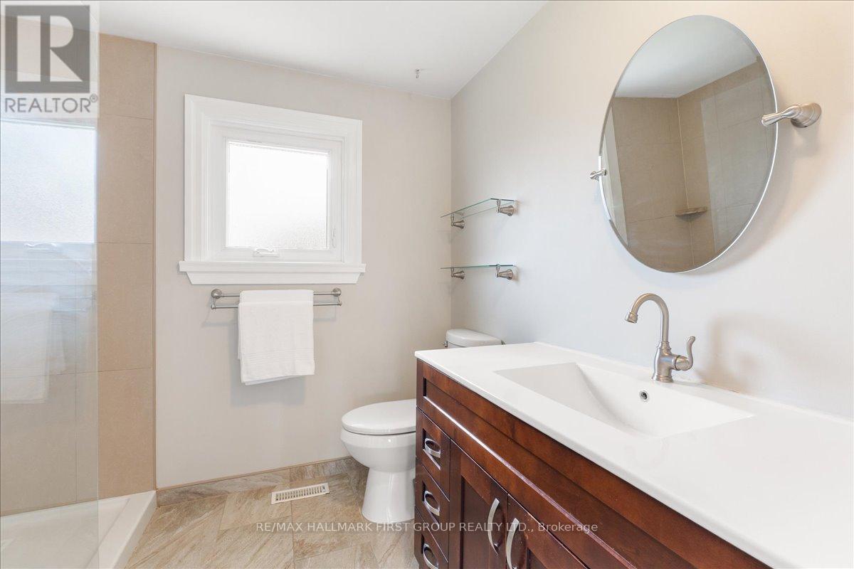 1276 Maple Ridge Drive, Pickering, Ontario  L1X 1H5 - Photo 19 - E13494126