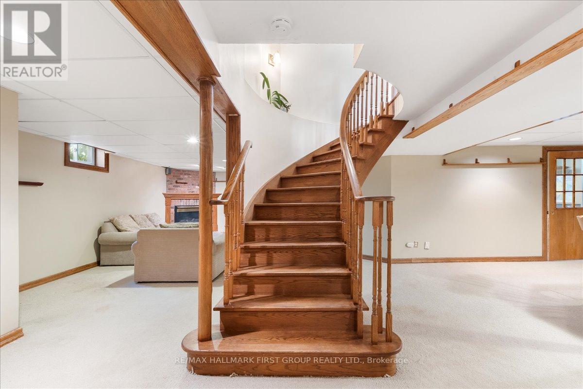 1276 Maple Ridge Drive, Pickering, Ontario  L1X 1H5 - Photo 26 - E13494126