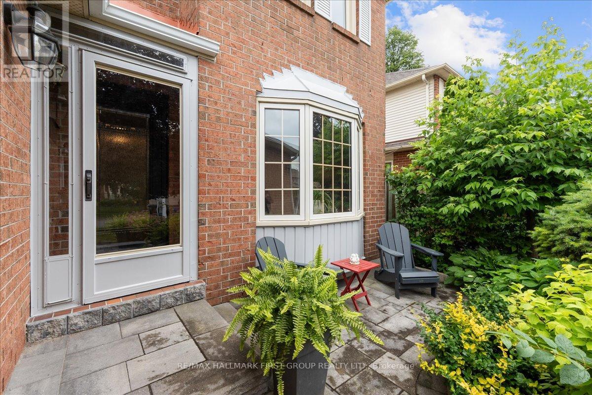 1276 Maple Ridge Drive, Pickering, Ontario  L1X 1H5 - Photo 3 - E13494126