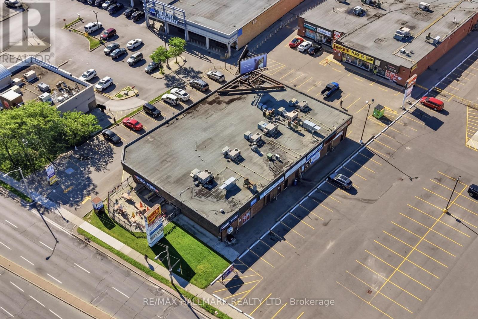 40 Beverly Hills Drive, Toronto, Ontario  M3L 1A1 - Photo 11 - W12799664