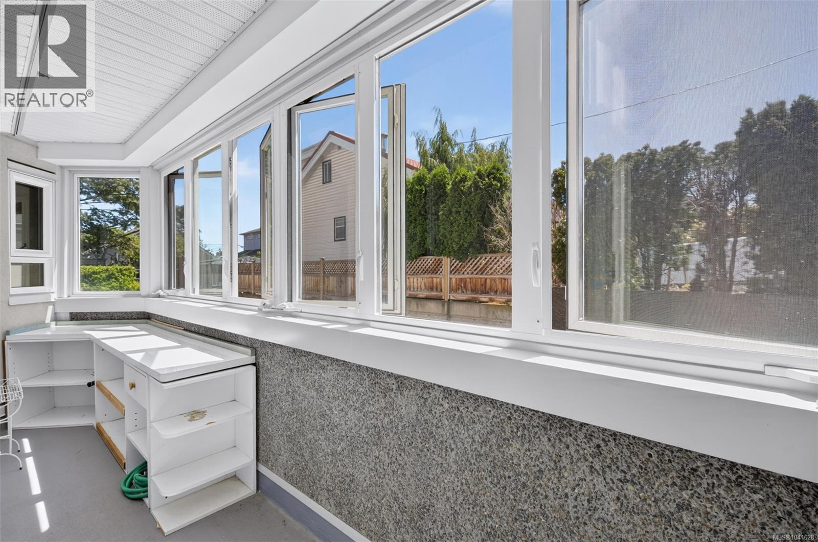 103 1807 Oak Bay Ave, Victoria, British Columbia  V8R 1C1 - Photo 26 - 1041628