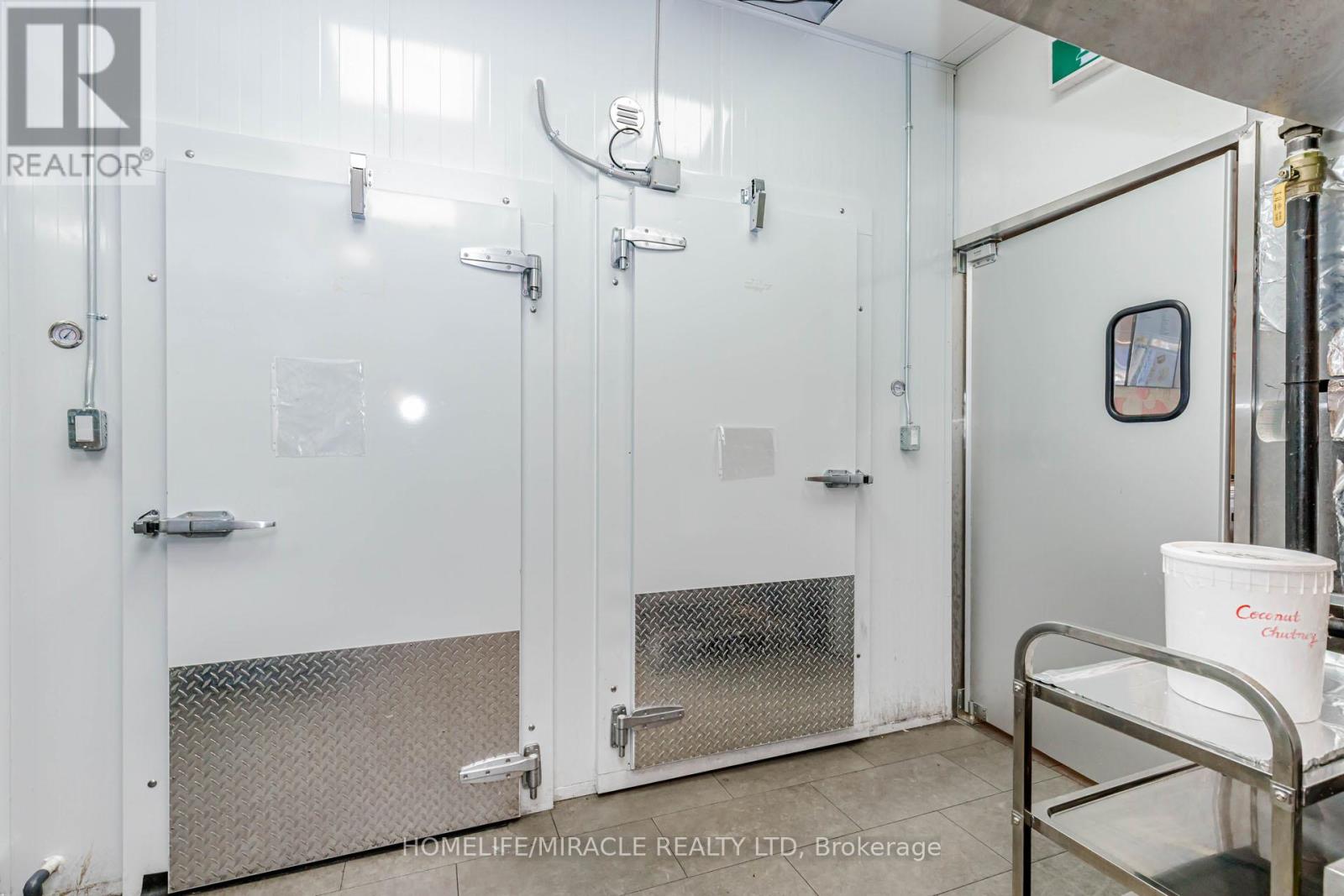13 - 1035 Brant Street, Burlington, Ontario  L7R 4X6 - Photo 42 - W13493950