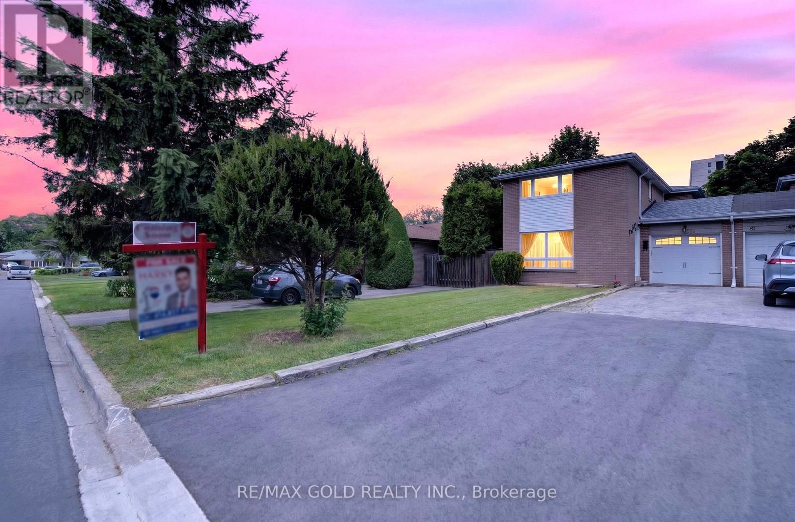 83 CATHCART CRESCENT, Brampton, Ontario