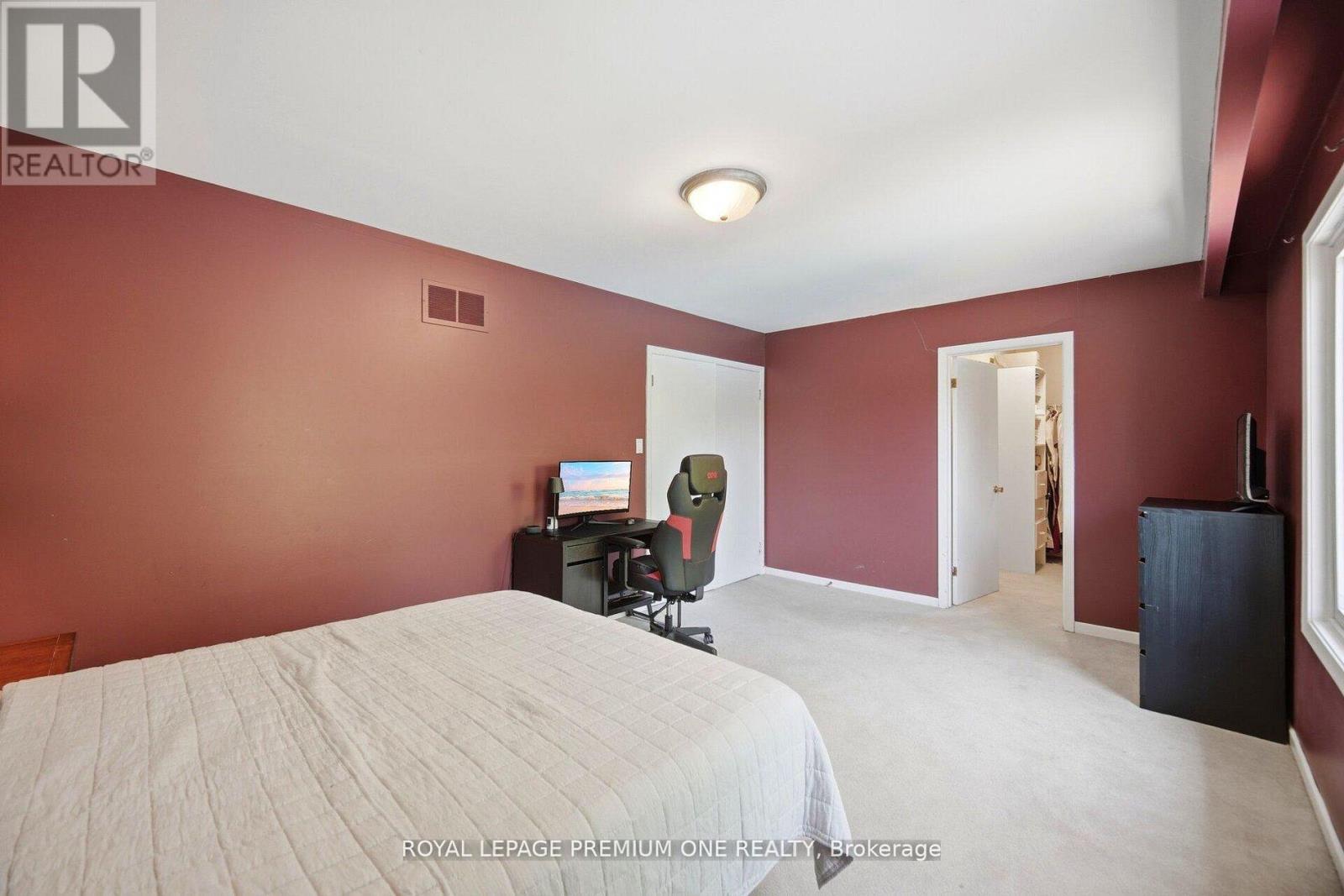 2301 Nikanna Road, Mississauga, Ontario  L5C 2W8 - Photo 27 - W13494124
