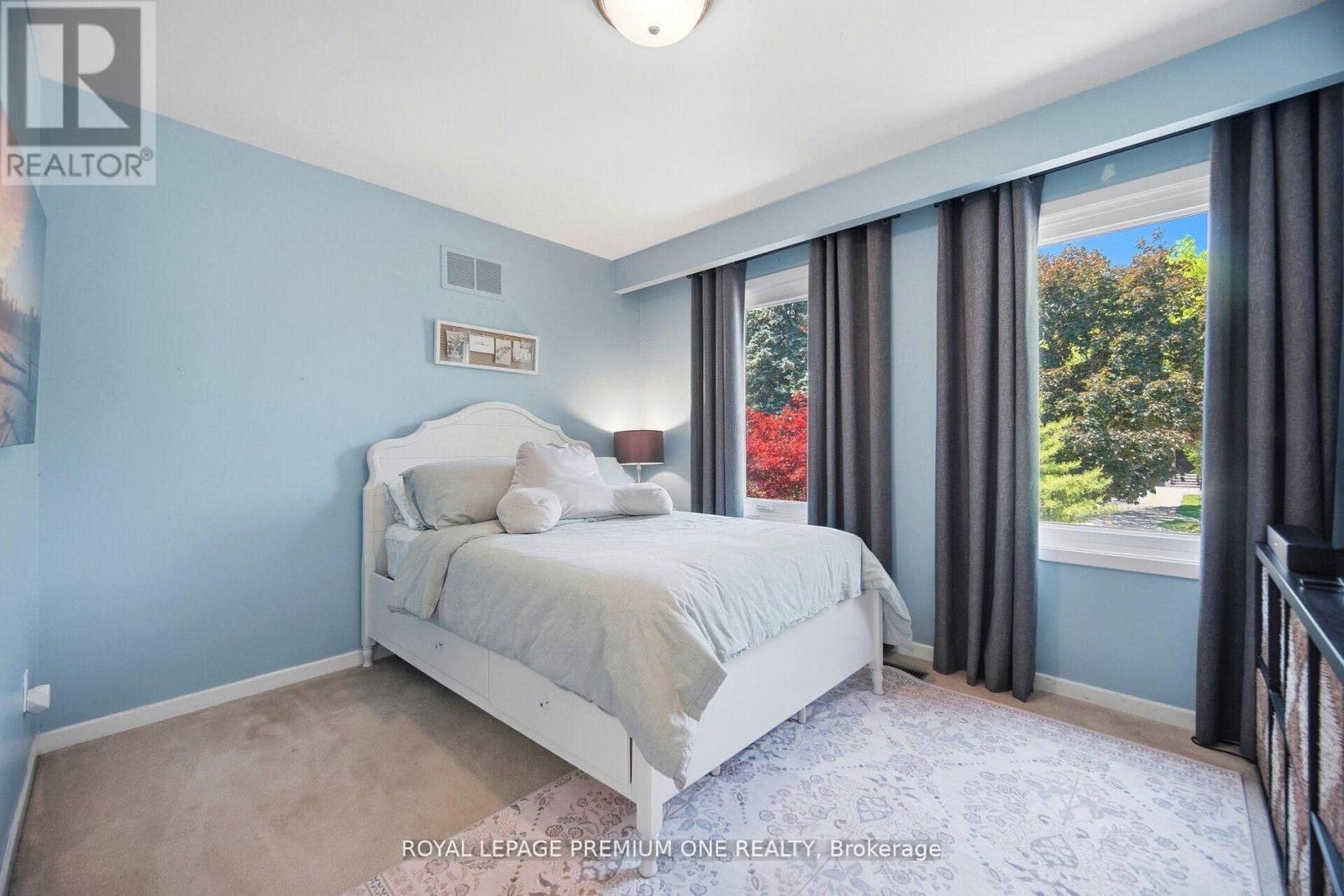 2301 Nikanna Road, Mississauga, Ontario  L5C 2W8 - Photo 33 - W13494124