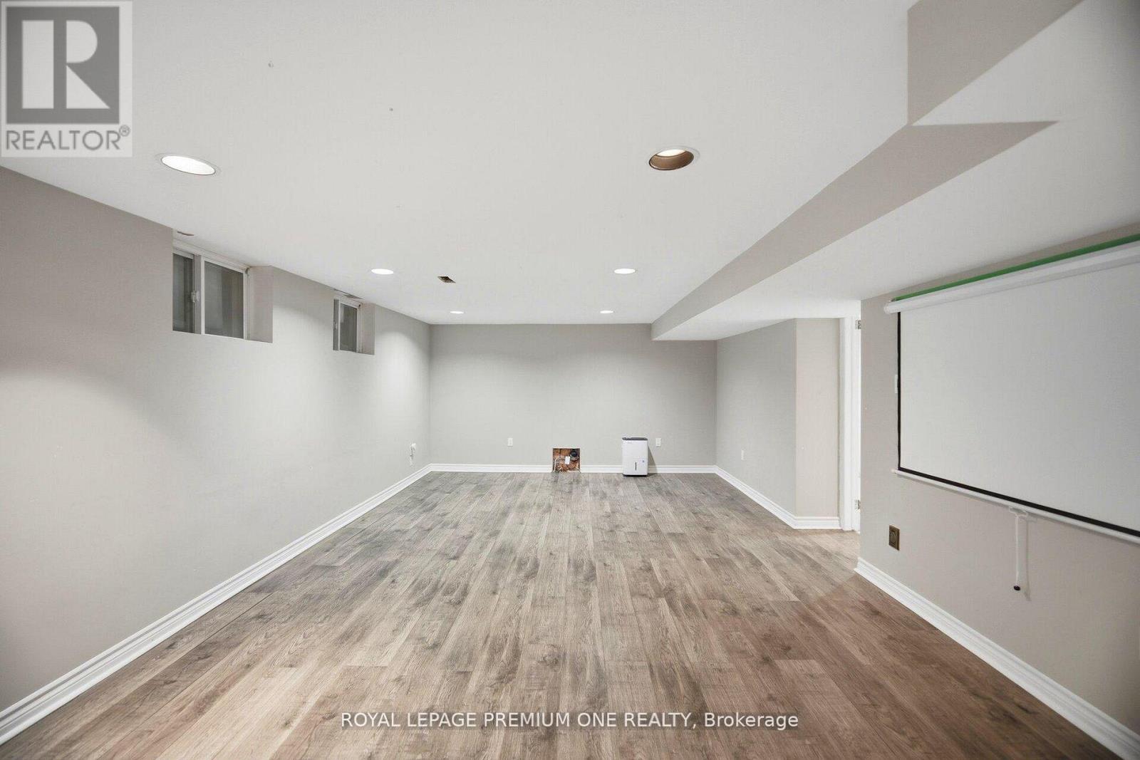 2301 Nikanna Road, Mississauga, Ontario  L5C 2W8 - Photo 39 - W13494124