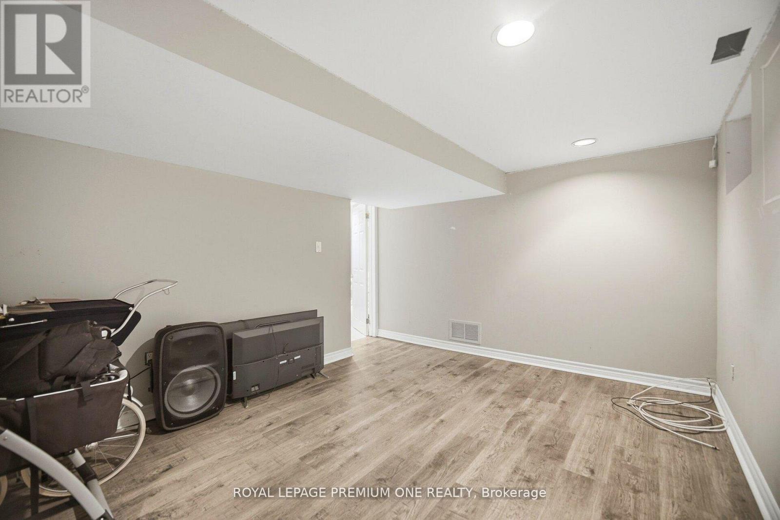 2301 Nikanna Road, Mississauga, Ontario  L5C 2W8 - Photo 40 - W13494124