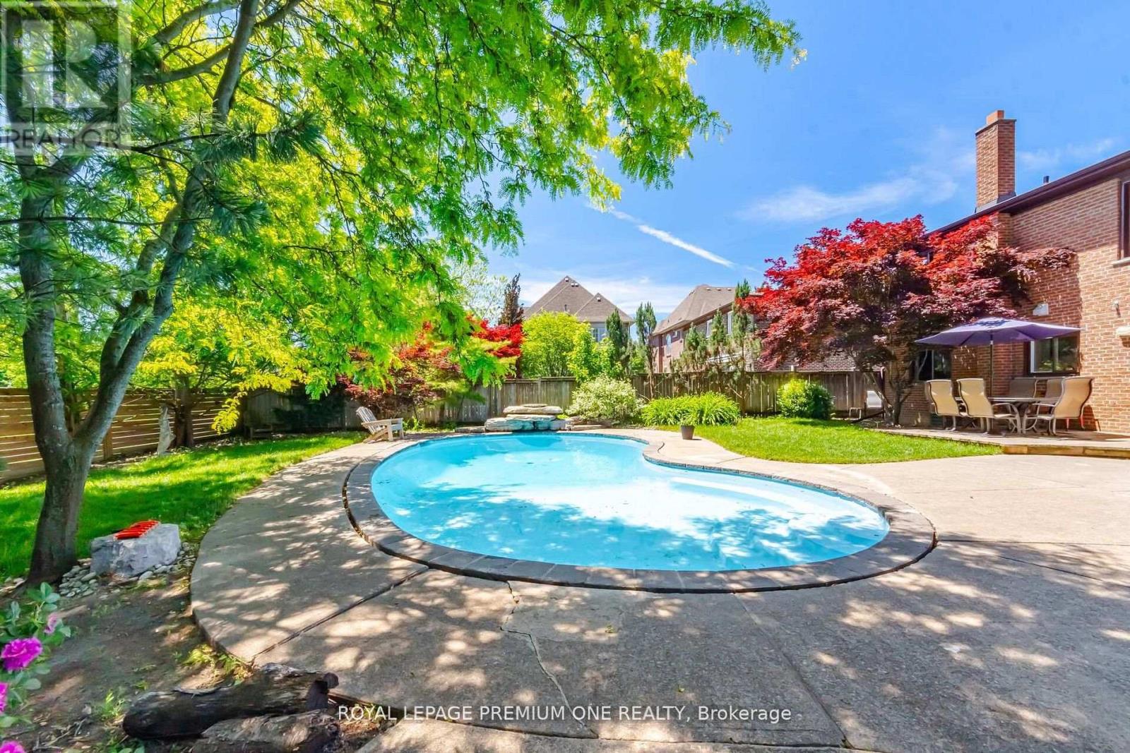 2301 Nikanna Road, Mississauga, Ontario  L5C 2W8 - Photo 47 - W13494124