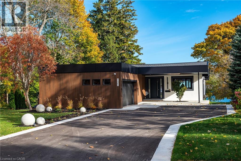 121 Edgecliffe Place, Burlington, Ontario  L7L 3Z2 - Photo 2 - 40835230