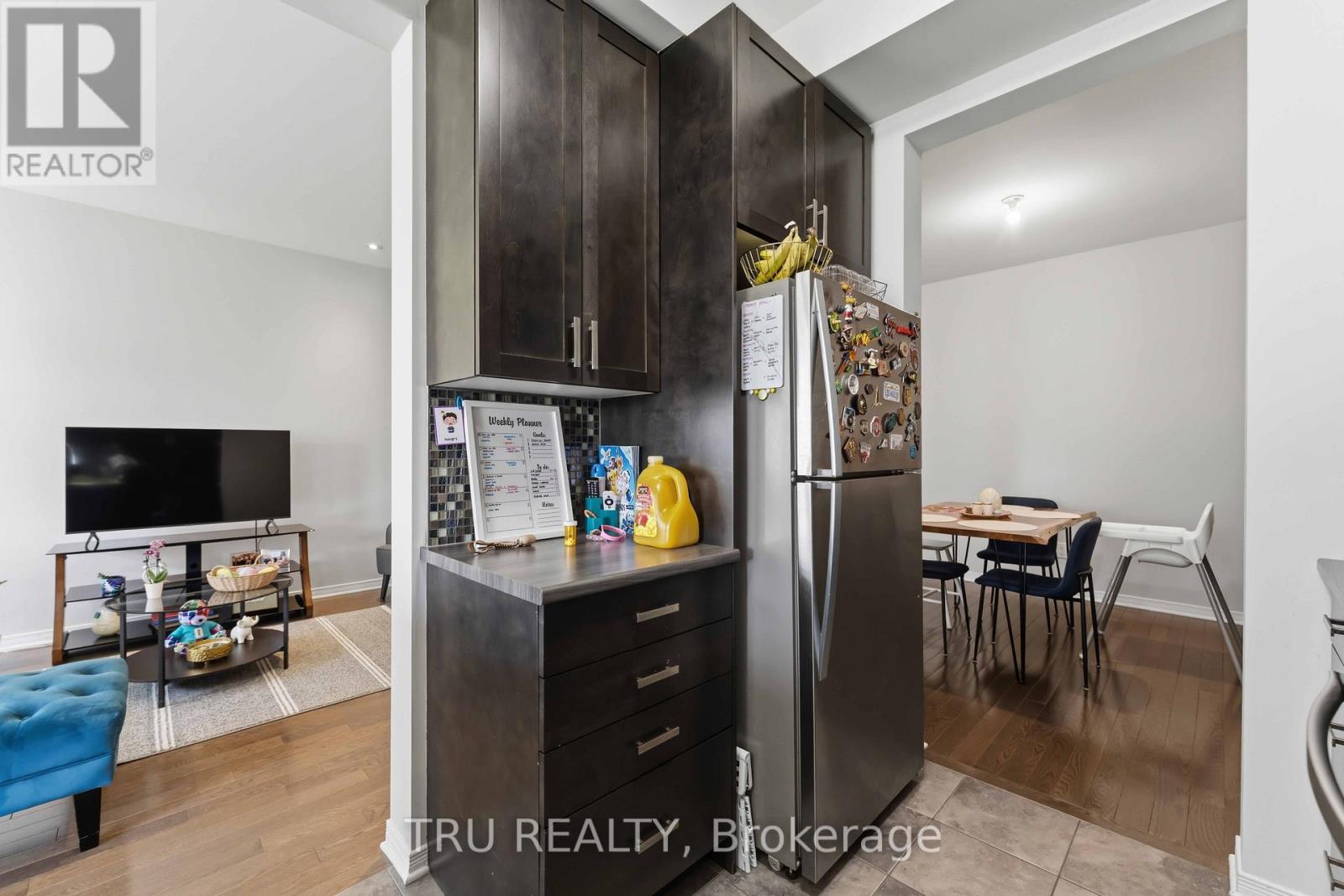 205 Losino Crescent, Ottawa, Ontario  K2V 0E4 - Photo 12 - X13494320