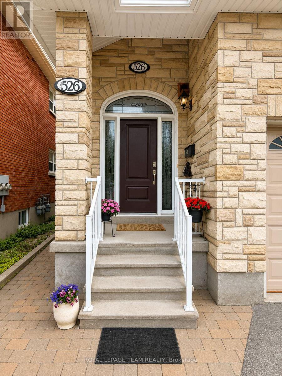 A - 526 Hilson Avenue, Ottawa, Ontario  K1Z 6C8 - Photo 3 - X13491584