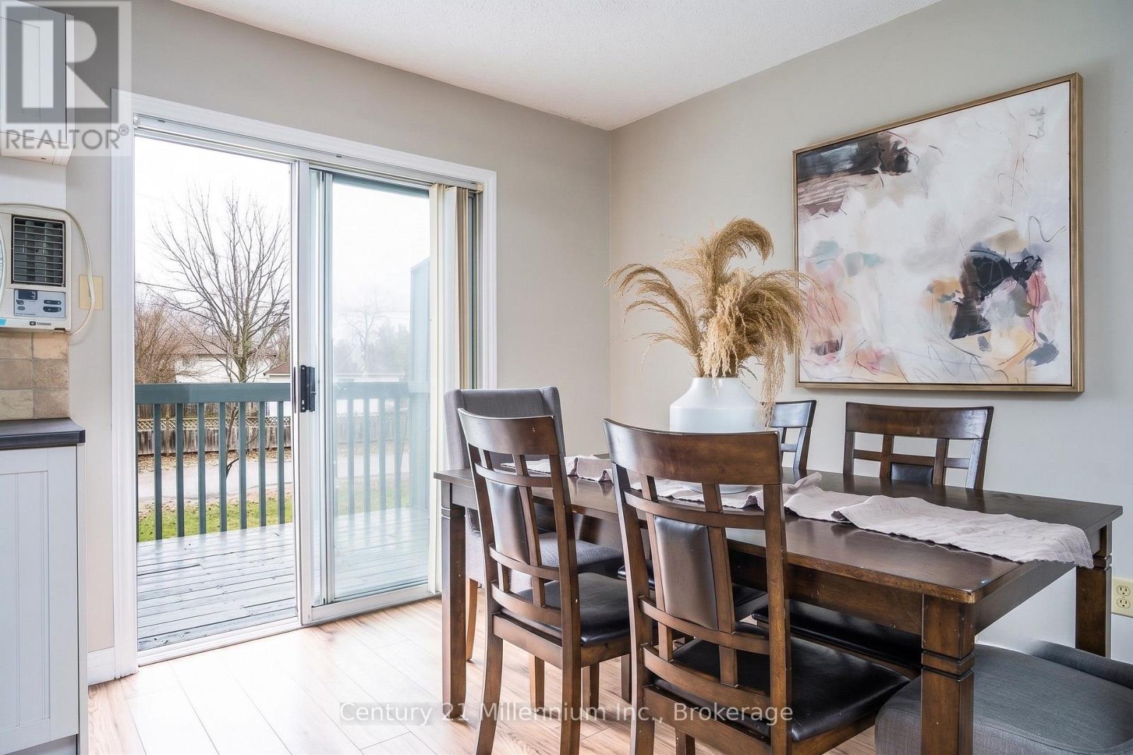 4 - 10 Baker Street, Wasaga Beach, Ontario  L9Z 2H1 - Photo 8 - S13494420