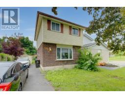 142 CORNERBROOK CRESCENT, Waterloo, Ontario